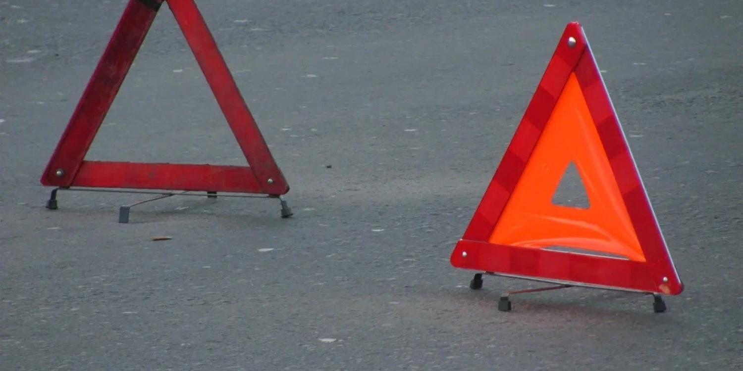 В Брянске столкновение двух авто привело к травмам пешехода