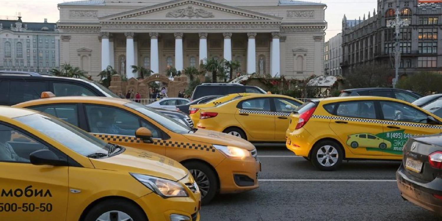 В Госдуме предложили увеличить штрафы для таксистов-мигрантов