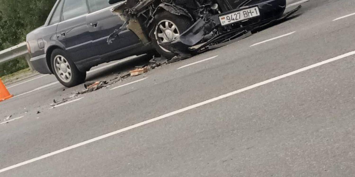 В Почепском районе Брянщины случилось ДТП с легковой машиной